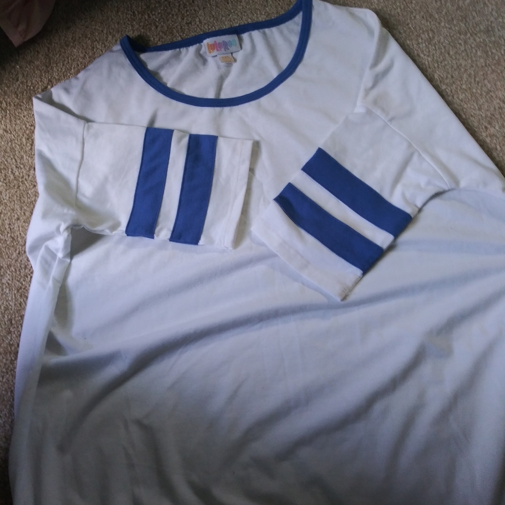 Lularoe high low tee